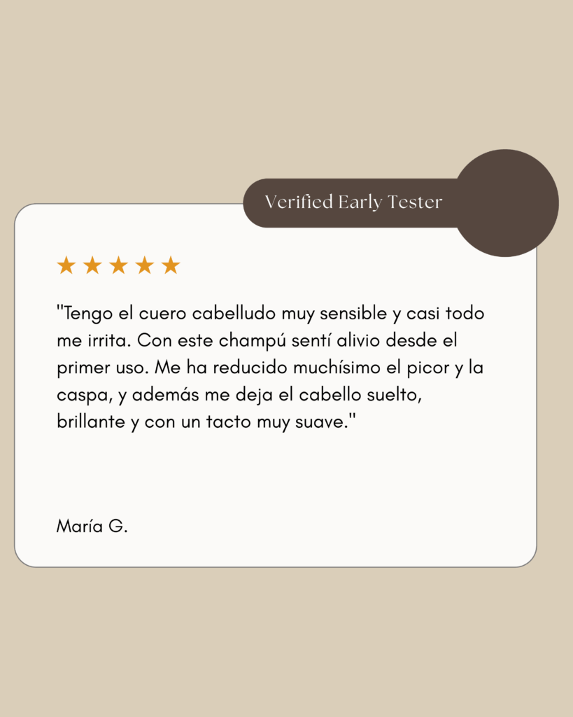 reseña positiva de champú de shikakai reduce picor y elimina la caspa y deja cabello brillante